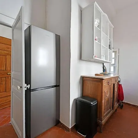 Les Brunes - Wi-fi - Centre - Proche Theatres Apartment *