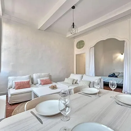 Apartment Les Brunes - Wi-fi - Centre - Proche Theatres *